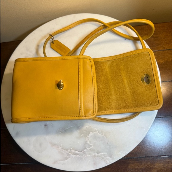 COACH vintage Yellow SCOOTER bag🔥beaut w tag - Picture 6 of 13